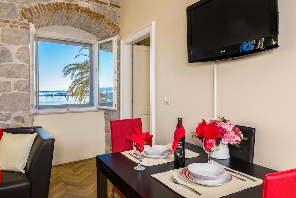 Luxury Apartment Riva With A Magnificient View Split Eksteriør billede